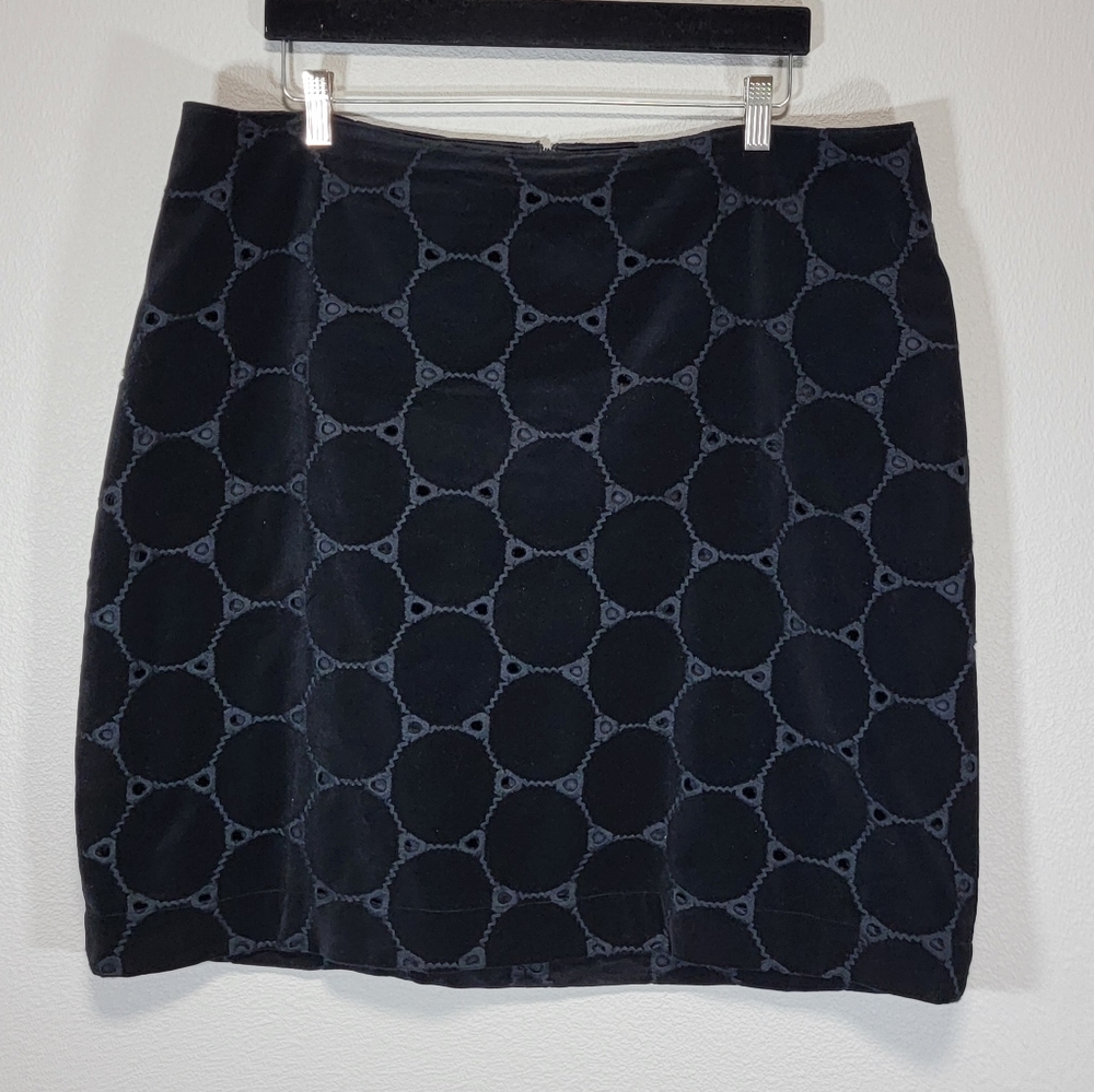 Boden velvet velour circle cutout pencil skirt